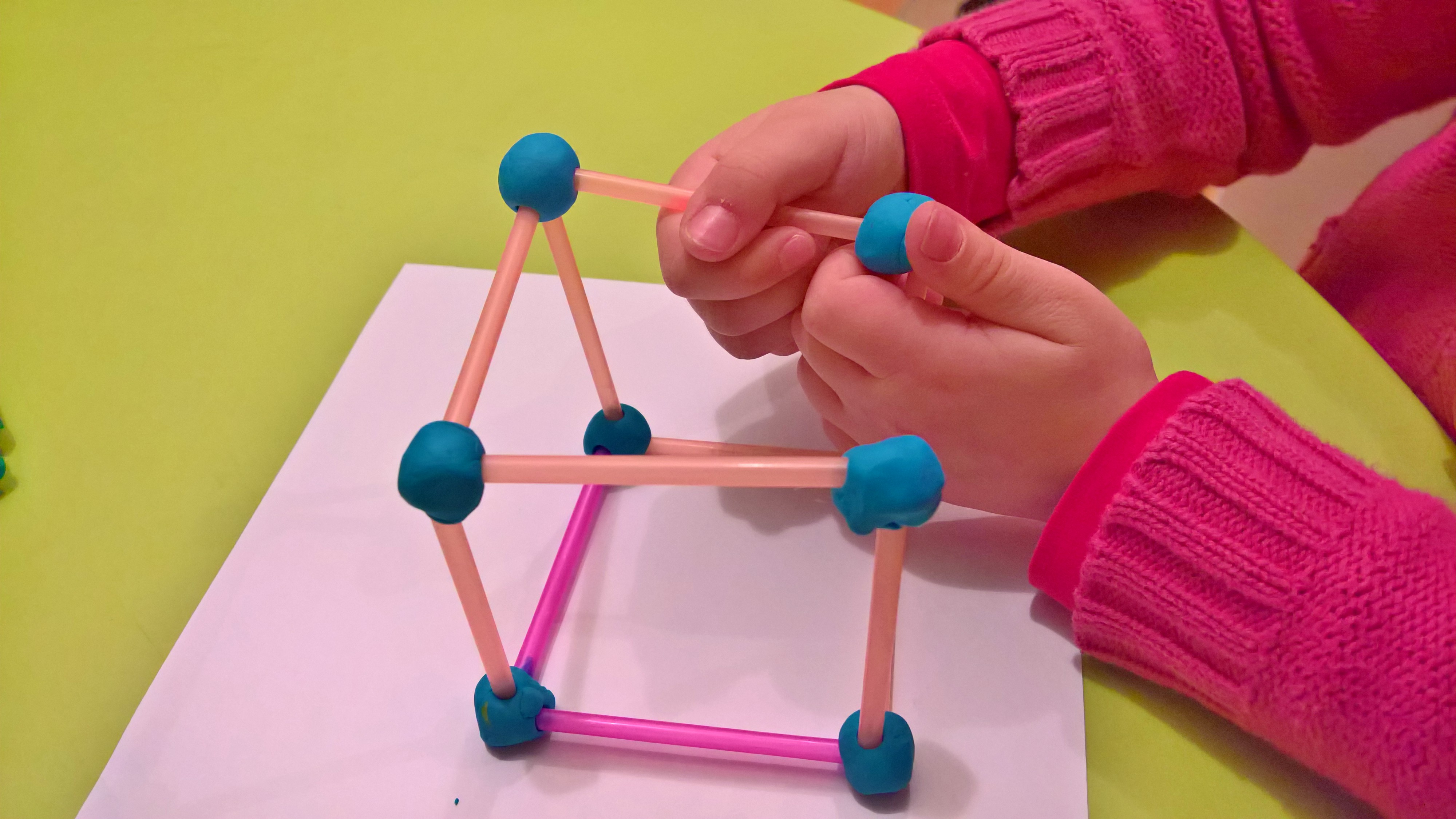 τρισδιάστατα 3D γεωμετρικά σχήματα