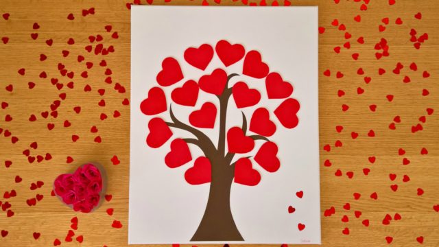 δέντρο-με-καρδιές-σε-καμβά