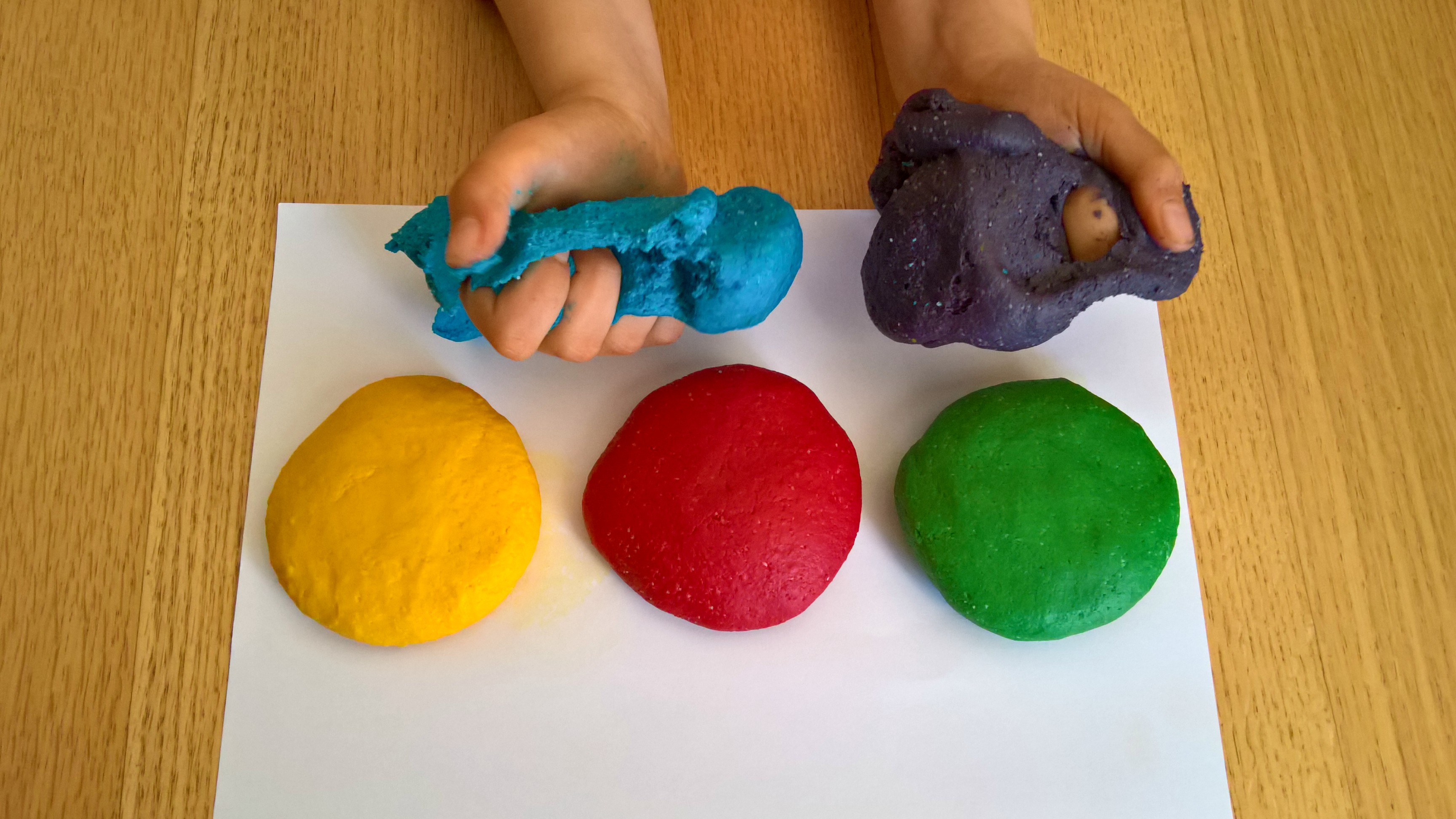 σπιτική_πλαστελίνη