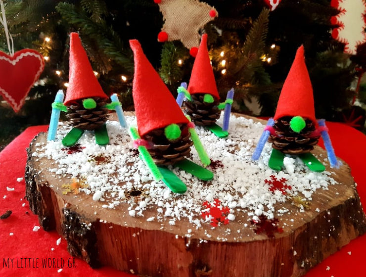 χριστουγεννιάτικα ξωτικά από κουκουνάρια