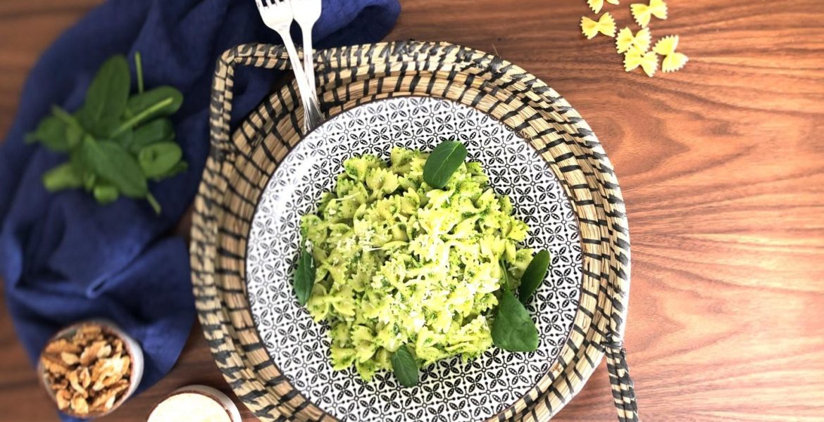farfales_me_pesto_spanaki_mylittleworldgr