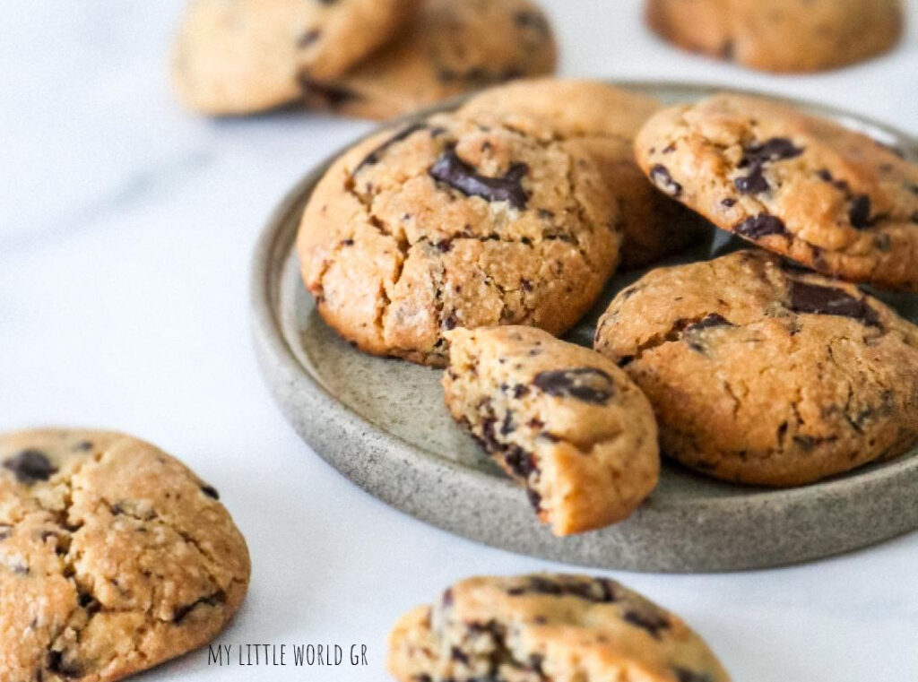 vegan_cookies_me_kommatia_sokolatas_mylittleworldgr