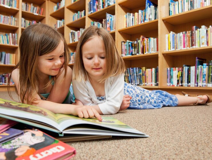 pagkosmia_Hmera_paidikou_vivliou