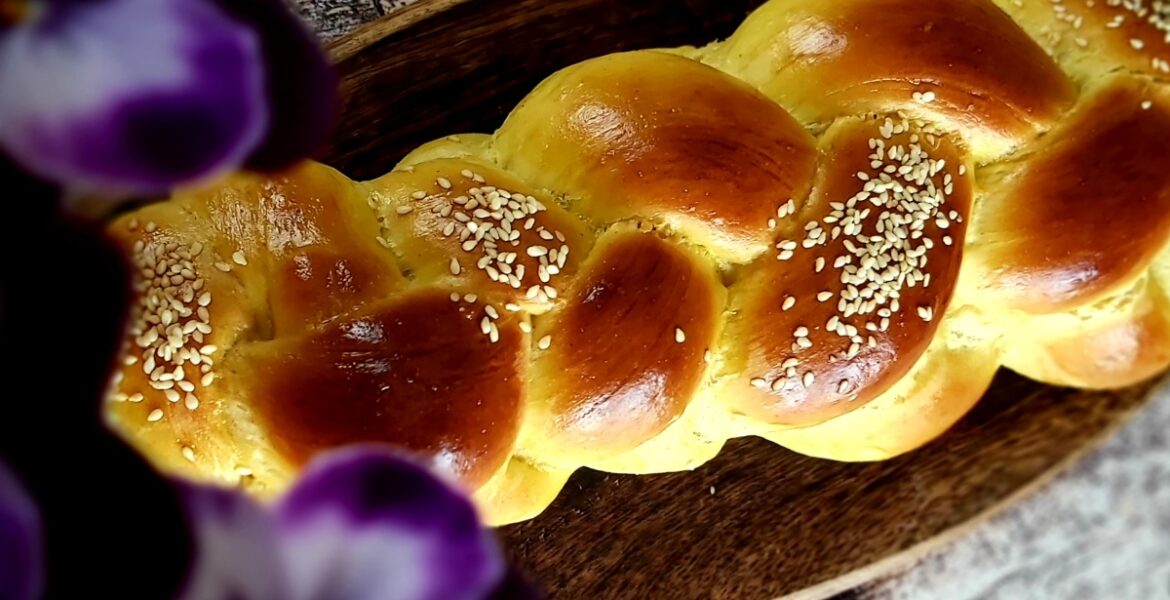 Afrato_mastihoto_tsoureki_mylittleworldgr